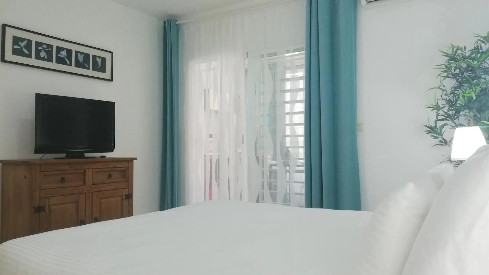Apartahotel Condo With Garden View Punta Cana